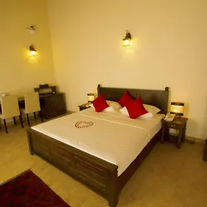 Ellen's Place Hotel